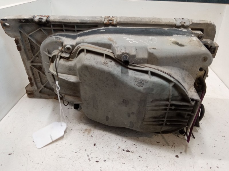 Recambio de faro derecho para mercedes-benz 123 t-model (s123) 240 t d (123.183) referencia OEM IAM   