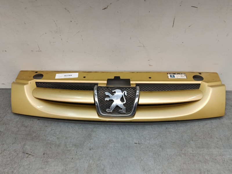 Recambio de rejillas capo para peugeot partner monospace (5_, g_) 1.9 d referencia OEM IAM 9644758777  