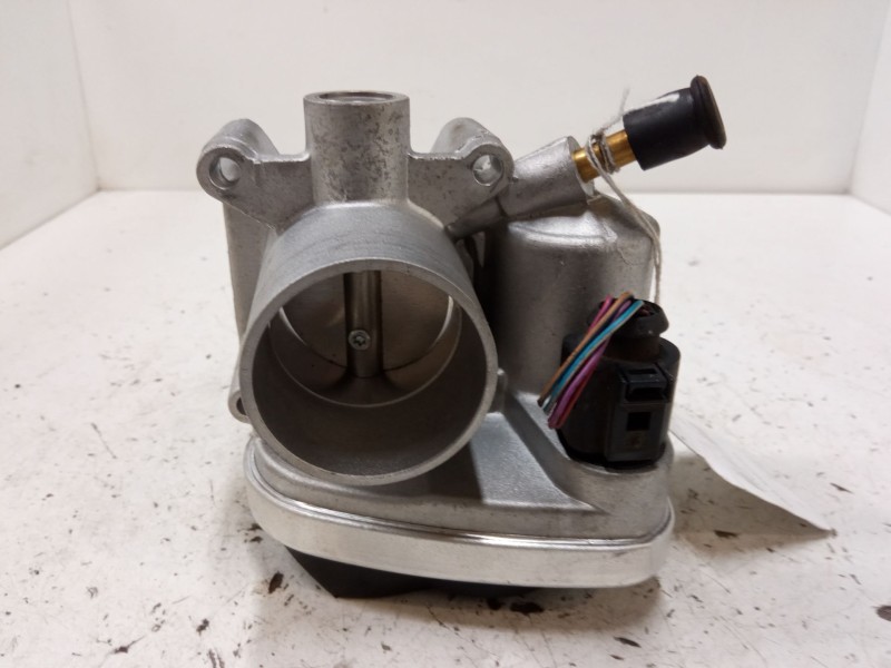 Recambio de caja mariposa para seat ibiza iii (6l1) 1.4 16v referencia OEM IAM   