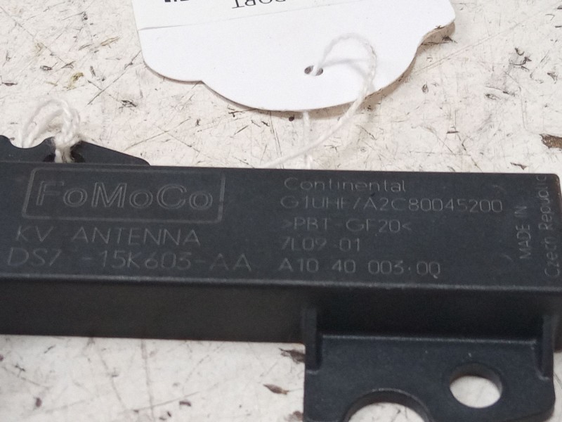 Recambio de amplificador antena para ford ecosport 1.0 ecoboost referencia OEM IAM DS7T15K603AA  