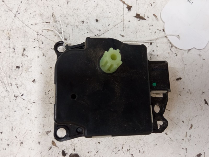 Recambio de motor apertura trampillas climatizador para ford ecosport 1.0 ecoboost referencia OEM IAM AV1119E616HA  