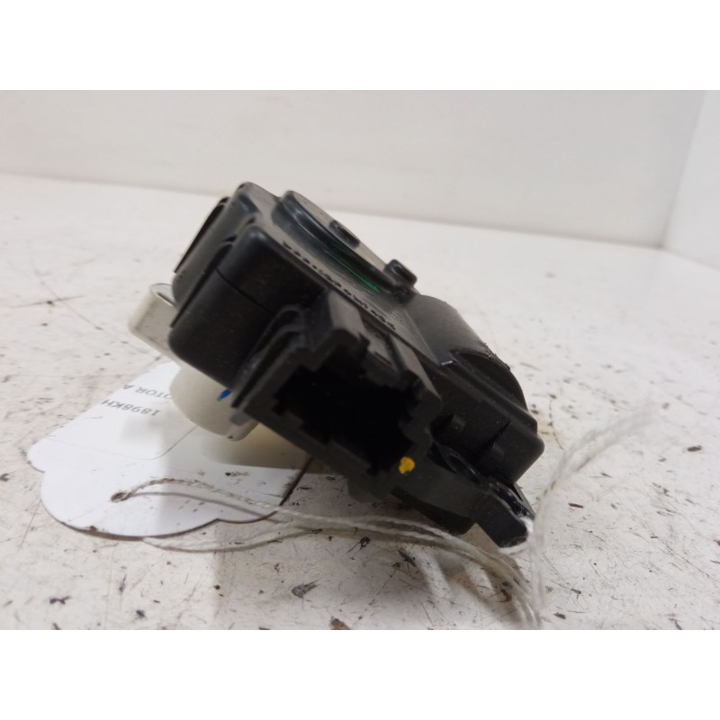 Recambio de motor apertura trampillas climatizador para ford ecosport 1.0 ecoboost referencia OEM IAM AV1119E616EA  