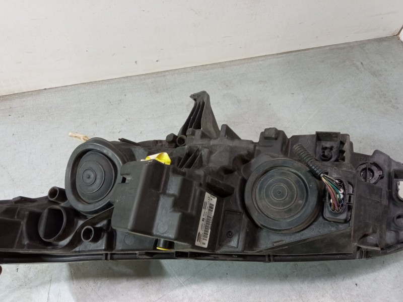 Recambio de faro derecho para ford transit connect v408 furgoneta/monovolumen 1.6 tdci referencia OEM IAM   