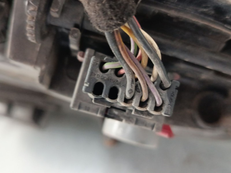 Recambio de faro derecho para opel corsa d (s07) 1.3 cdti (l08, l68) referencia OEM IAM 13217454EH  