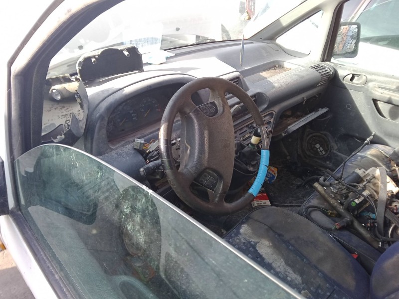 peugeot expert furgoneta (222) del año 2001