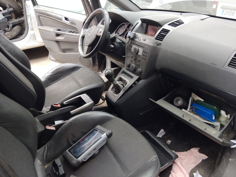opel zafira / zafira family b (a05) del año 2006