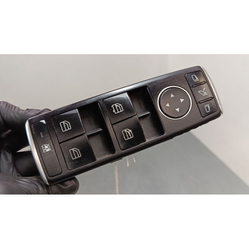 Recambio de mando elevalunas delantero izquierdo para mercedes-benz clase a (w176) a 220 d (176.003) referencia OEM IAM A1669054