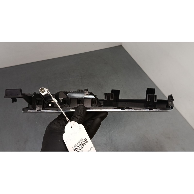 Recambio de maneta interior puerta delantera derecha para mercedes-benz clase a (w176) a 220 d (176.003) referencia OEM IAM A246