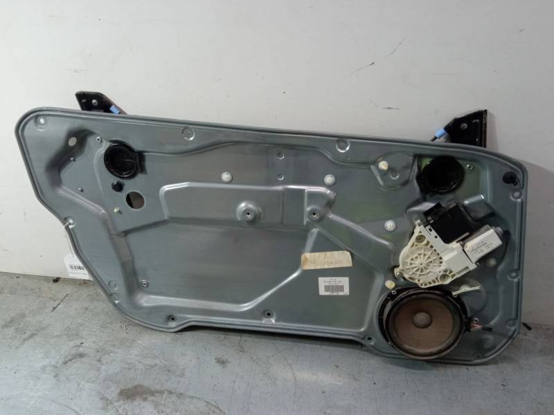 Recambio de elevalunas electrico izquierdo 3p para seat ibiza iii (6l1) 1.4 16v referencia OEM IAM 6L3837751CH  