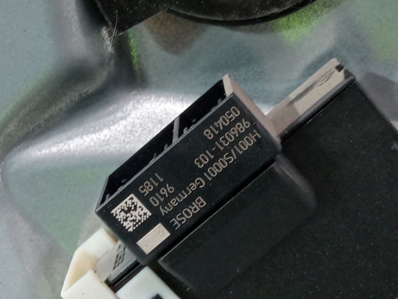 Recambio de elevalunas electrico izquierdo 3p para seat ibiza iii (6l1) 1.4 16v referencia OEM IAM 6L3837751CH  