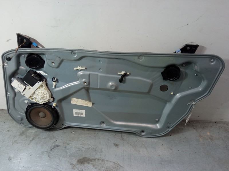 Recambio de elevalunas electrico derecho 3p para seat ibiza iii (6l1) 1.4 16v referencia OEM IAM 6L3837752CQ  