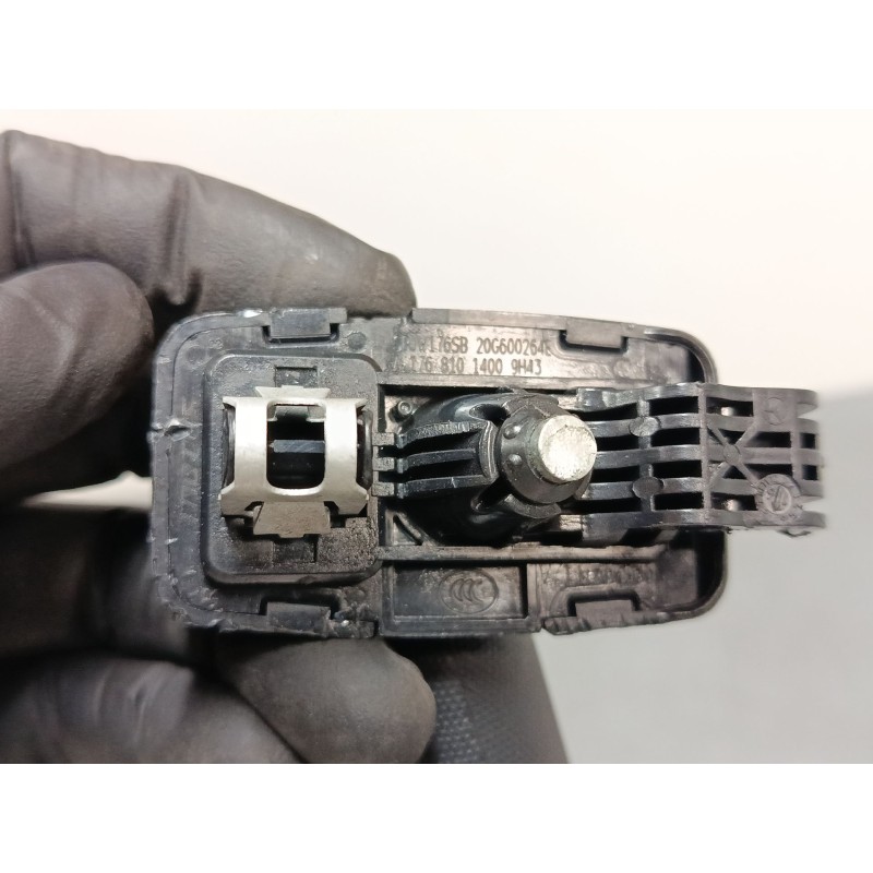 Recambio de parasol derecho para mercedes-benz clase a (w176) a 220 d (176.003) referencia OEM IAM 17681012009H43  