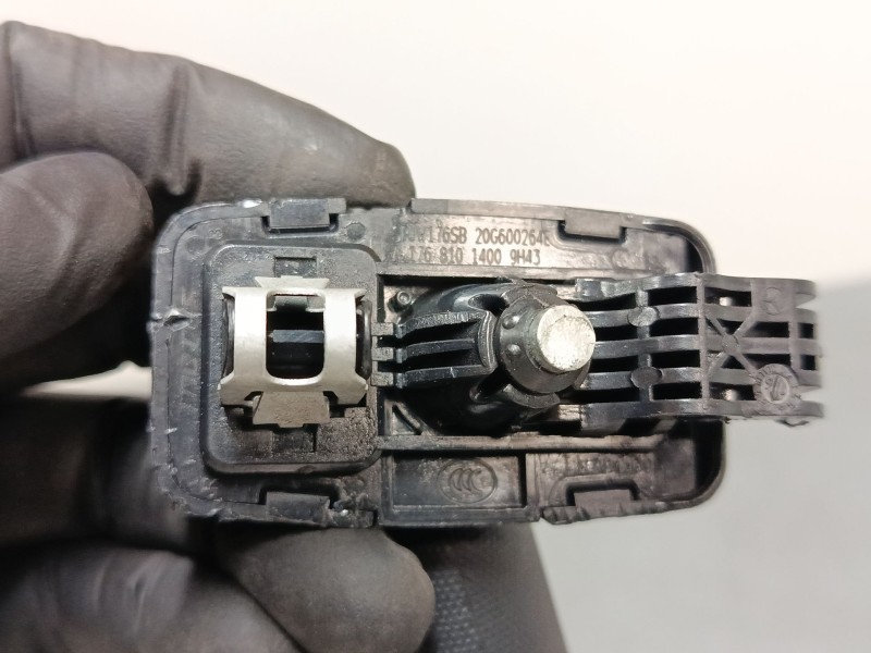 Recambio de parasol derecho para mercedes-benz clase a (w176) a 220 d (176.003) referencia OEM IAM 17681012009H43  