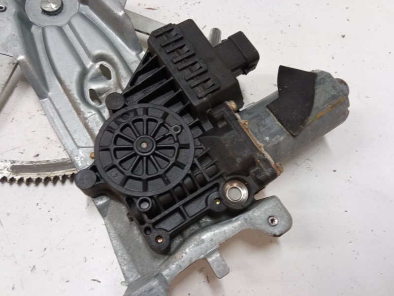 Recambio de elevalunas electrico derecho 3p para opel astra g hatchback (t98) 1.6 16v (f08, f48) referencia OEM IAM   