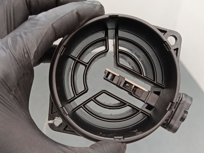 Recambio de caudalimetro para mercedes-benz clase a (w176) a 220 d (176.003) referencia OEM IAM A6450900048  