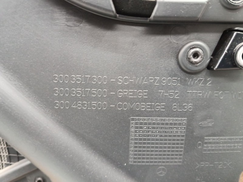 Recambio de guarnecido puerta trasero izquierdo para mercedes-benz clase a (w176) a 220 d (176.003) referencia OEM IAM   