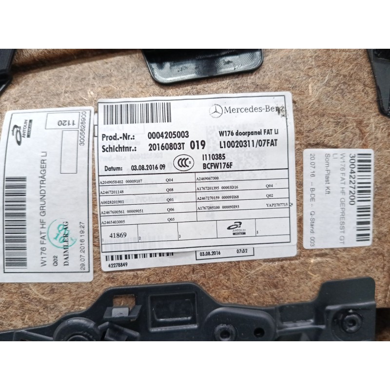 Recambio de guarnecido puerta delantera izquierda para mercedes-benz clase a (w176) a 220 d (176.003) referencia OEM IAM   