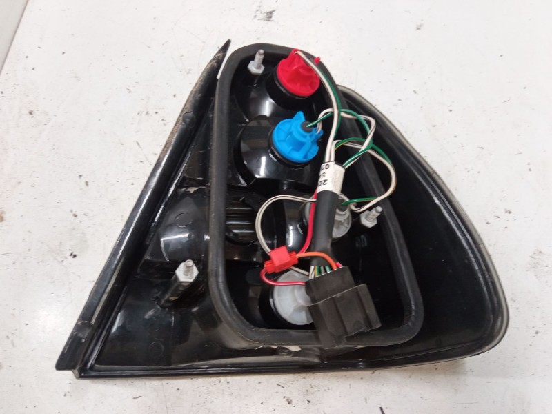 Recambio de piloto trasero izquierdo para bmw 3 compact (e46) 316 ti referencia OEM IAM   