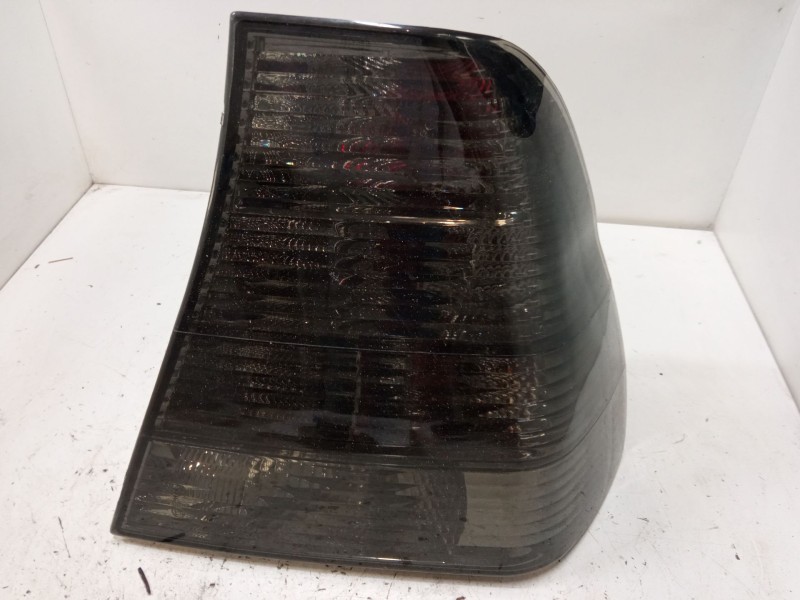 Recambio de piloto trasero derecho para bmw 3 compact (e46) 316 ti referencia OEM IAM   