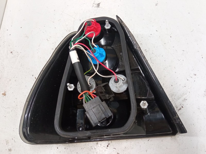 Recambio de piloto trasero derecho para bmw 3 compact (e46) 316 ti referencia OEM IAM   