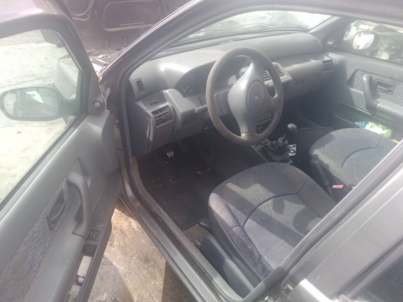 renault clio i (b/c57_, 5/357_) del año 1997