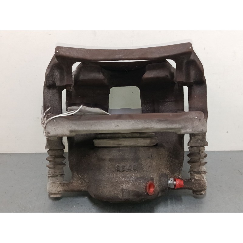Recambio de pinza freno delantera izquierda para mercedes-benz clase a (w176) a 220 d (176.003) referencia OEM IAM A0004216981  