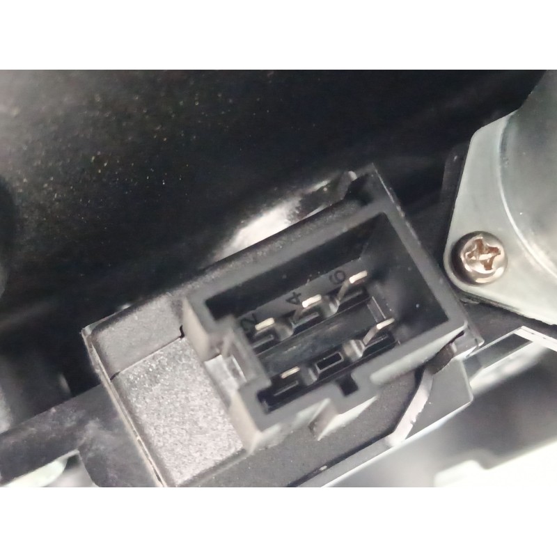 Recambio de elevalunas electrico trasero derecho para mercedes-benz clase a (w176) a 220 d (176.003) referencia OEM IAM A1767304