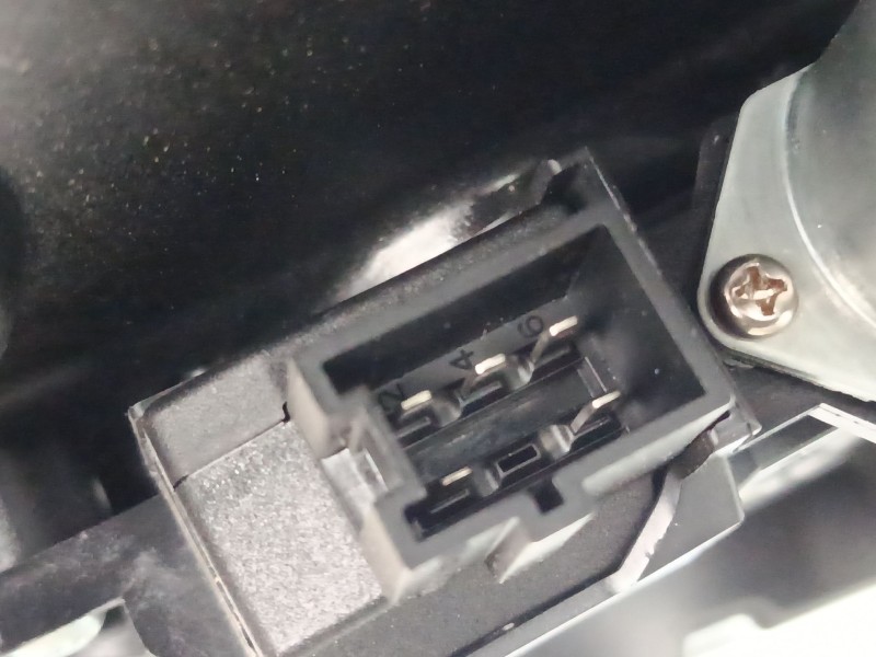 Recambio de elevalunas electrico trasero derecho para mercedes-benz clase a (w176) a 220 d (176.003) referencia OEM IAM A1767304