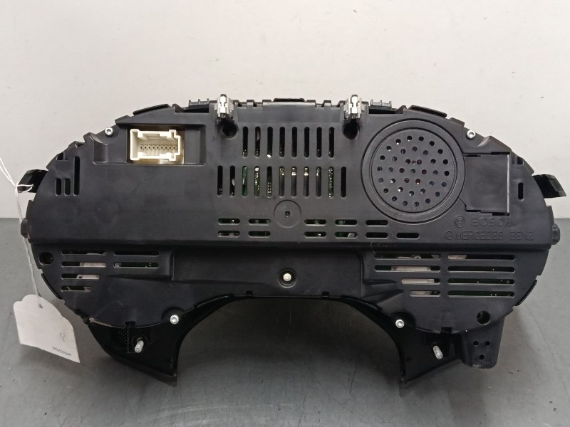 Recambio de cuadro instrumentos para mercedes-benz clase a (w176) a 220 d (176.003) referencia OEM IAM A1769000804 0263700379 