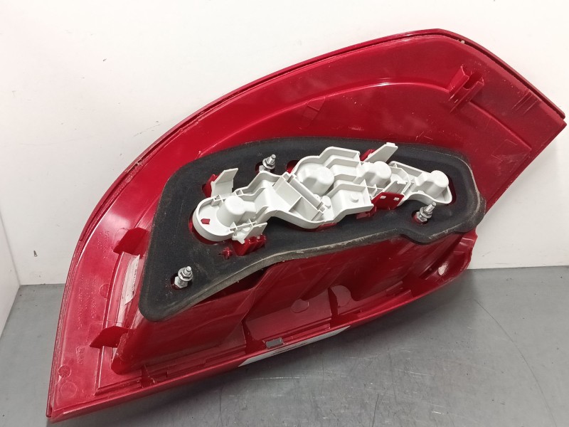 Recambio de piloto trasero derecho para mercedes-benz clase a (w169) a 180 cdi (169.007, 169.307) referencia OEM IAM A1698202864