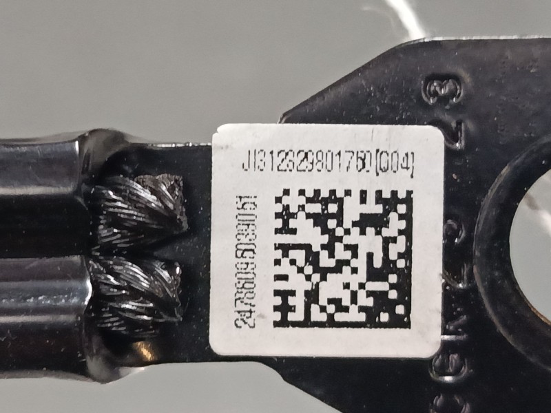 Recambio de anclaje cinturon delantero izquierdo para mercedes-benz clase a (w176) a 220 d (176.003) referencia OEM IAM   