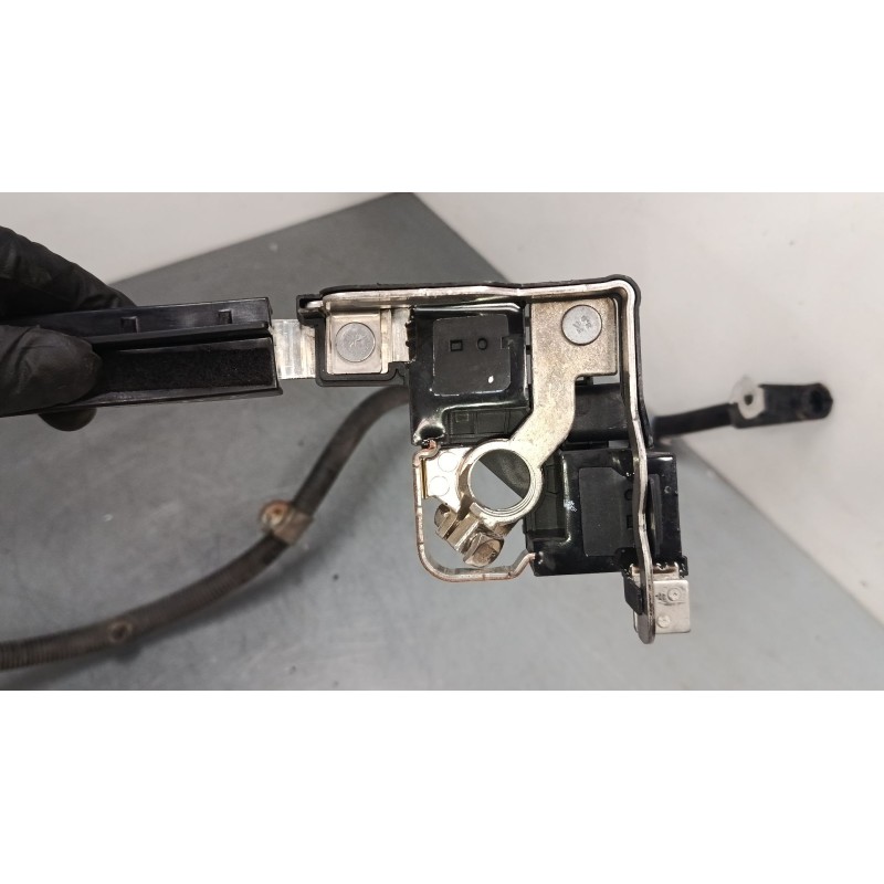 Recambio de sensor de batería bornepositivo para mercedes-benz clase a (w176) a 220 d (176.003) referencia OEM IAM A1175450800 A