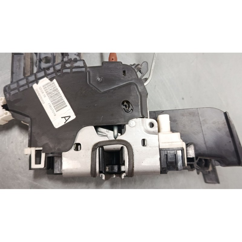 Recambio de cerradura puerta delantera derecha para mercedes-benz clase a (w176) a 220 d (176.003) referencia OEM IAM   