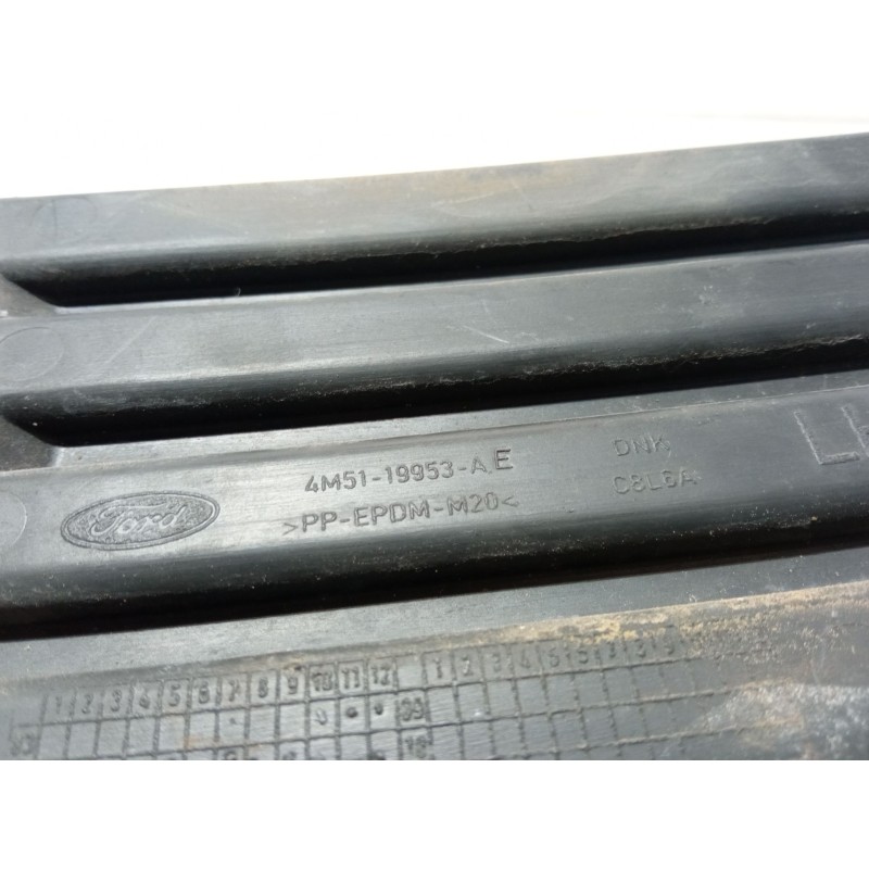 Recambio de rejilla inferior paragolpes para ford focus ii (da_, hcp, dp) 1.6 referencia OEM IAM IZQUIERDA  