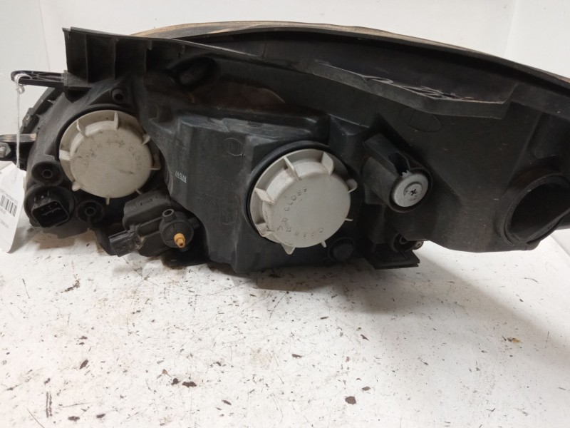 Recambio de faro derecho para kia cee´d hatchback (ed) 1.4 referencia OEM IAM   