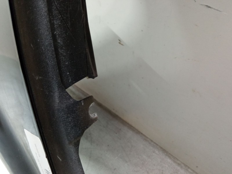 Recambio de aleta delantera izquierda para kia cee´d hatchback (ed) 1.4 referencia OEM IAM 663111H010  