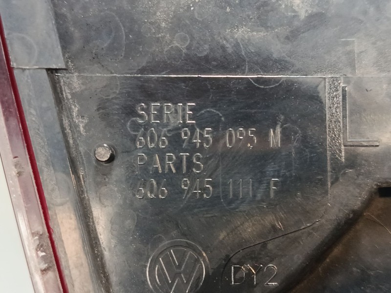 Recambio de piloto trasero izquierdo para volkswagen polo iv (9n_, 9a_) 1.4 tdi referencia OEM IAM 6Q6945095M  