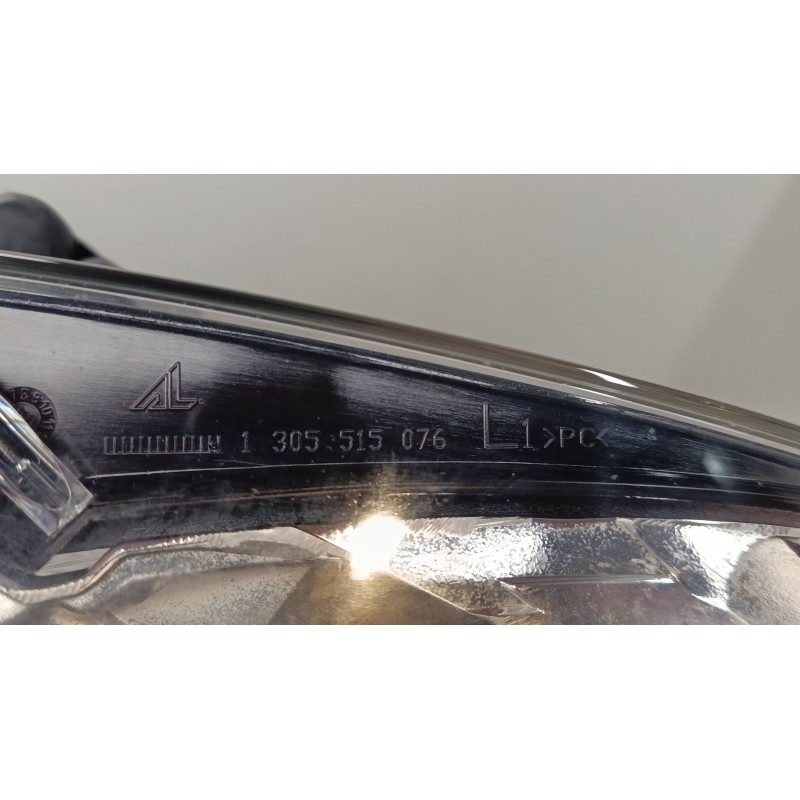 Recambio de faro izquierdo para renault megane iii grandtour (kz0/1) 1.2 tce (kz2b, kz11) referencia OEM IAM 260607305R 03012442