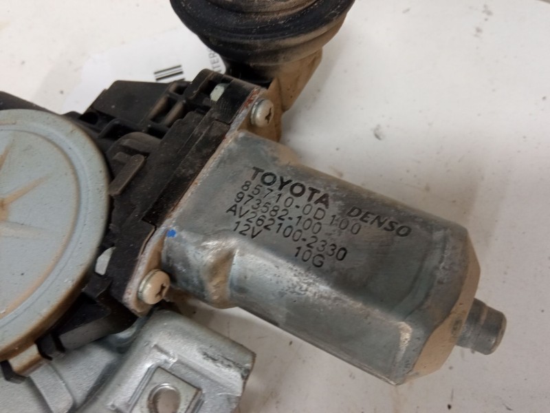 Recambio de elevalunas electrico delantero derecho para toyota yaris (_p9_) 1.4 d-4d (nlp90_) referencia OEM IAM 85710 0D 100  