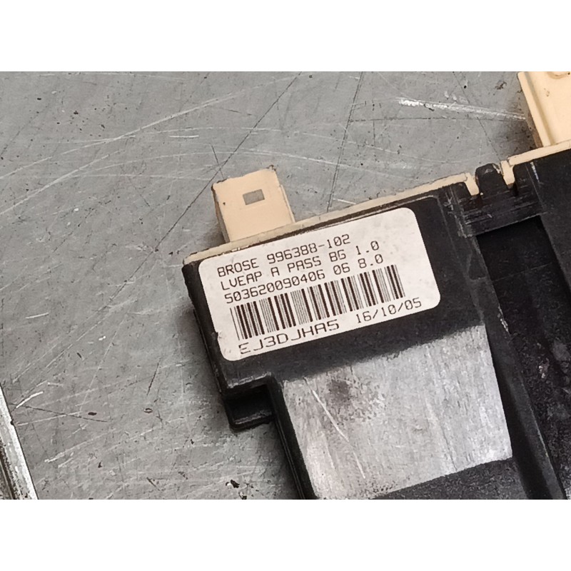 Recambio de elevalunas electrico delantero derecho para citroën c4 i (lc_) 1.6 hdi referencia OEM IAM 997831  