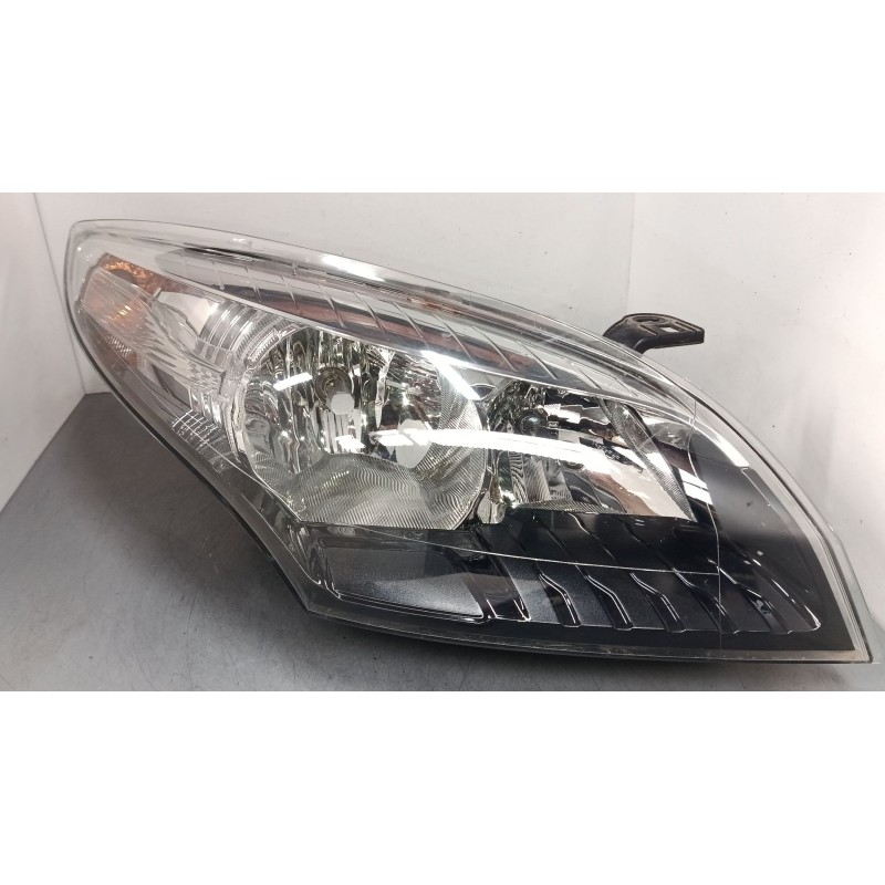 Recambio de faro derecho para renault megane iii grandtour (kz0/1) 1.2 tce (kz2b, kz11) referencia OEM IAM 260101010R  