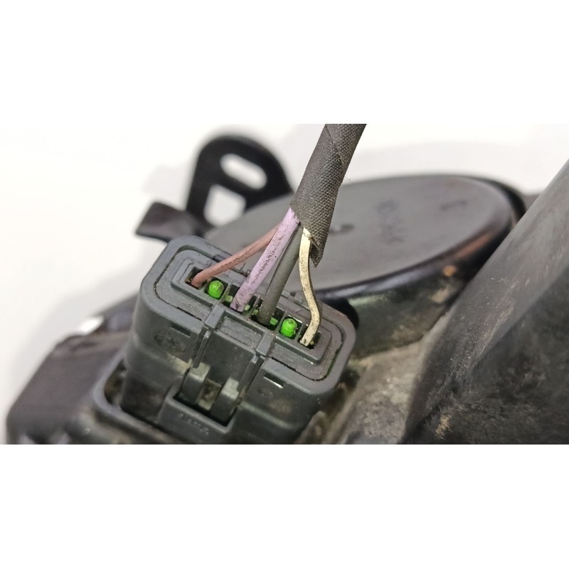 Recambio de faro derecho para renault megane iii grandtour (kz0/1) 1.2 tce (kz2b, kz11) referencia OEM IAM 260101010R  