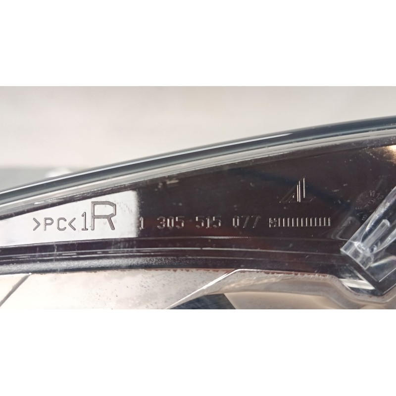 Recambio de faro derecho para renault megane iii grandtour (kz0/1) 1.2 tce (kz2b, kz11) referencia OEM IAM 260101010R  