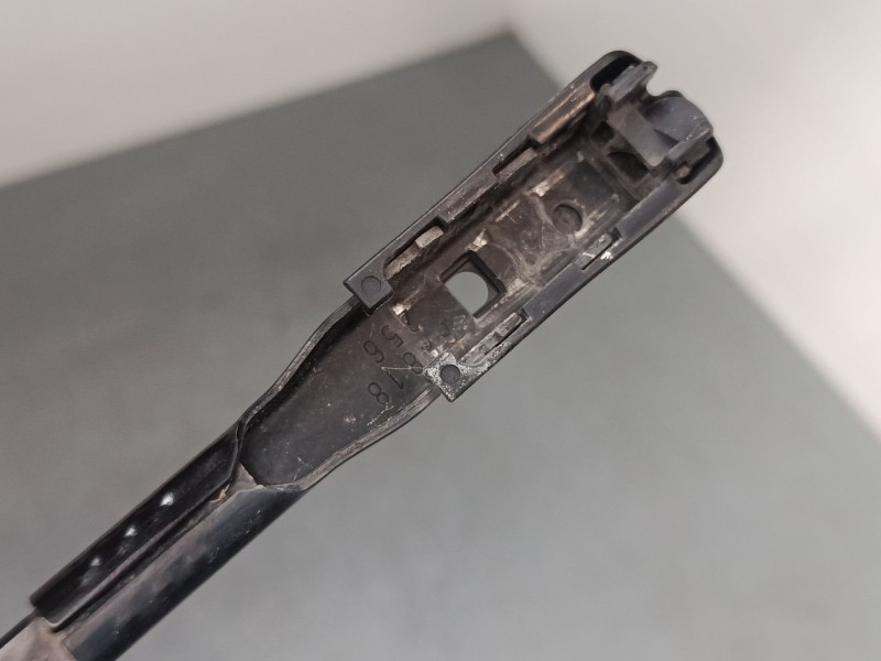 Recambio de brazo limpia delantero derecho para mercedes-benz clase a (w176) a 220 d (176.003) referencia OEM IAM a1768203600  