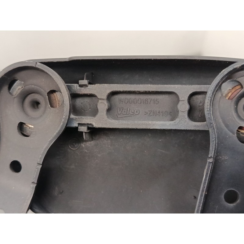 Recambio de brazo limpia delantero derecho para mercedes-benz clase a (w176) a 220 d (176.003) referencia OEM IAM a1768203600  