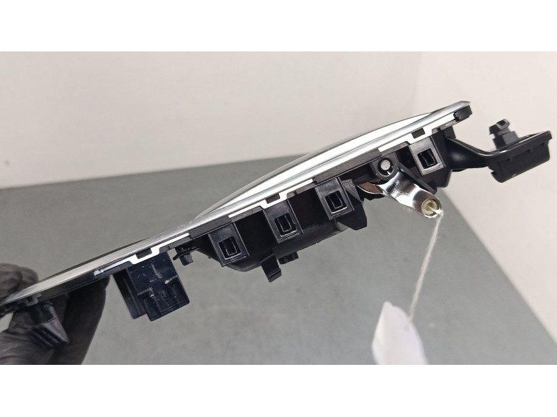 Recambio de maneta interior puerta trasera derecha para mercedes-benz clase a (w176) a 220 d (176.003) referencia OEM IAM A24673