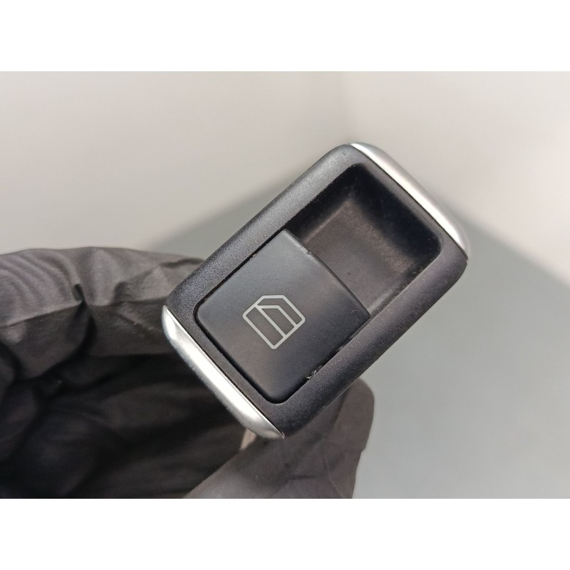 Recambio de mando elevalunas trasero derecho para mercedes-benz clase a (w176) a 220 d (176.003) referencia OEM IAM A2049058102 