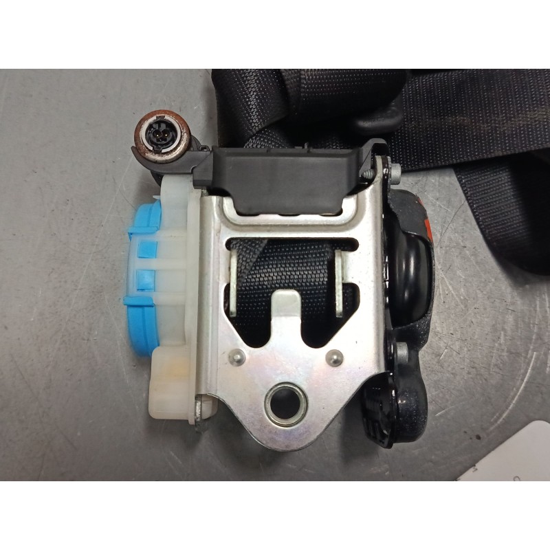 Recambio de cinturon seguridad delantero izquierdo para mercedes-benz clase a (w176) a 220 d (176.003) referencia OEM IAM 307494