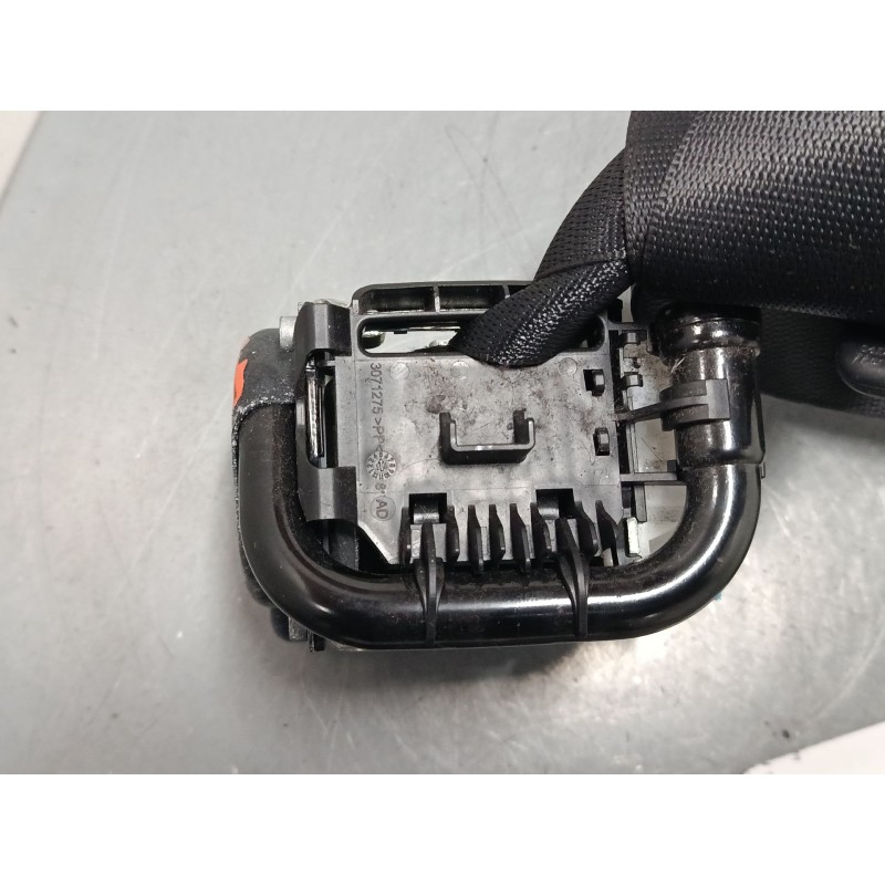 Recambio de cinturon seguridad delantero izquierdo para mercedes-benz clase a (w176) a 220 d (176.003) referencia OEM IAM 307494
