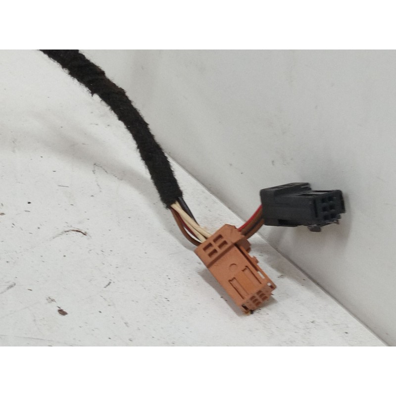 Recambio de retrovisor electrico derecho para peugeot 207/207+ (wa_, wc_) 1.4 hdi referencia OEM IAM 96806501XT  